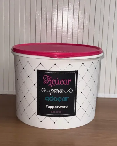 Tupperware Linha Bistrô 5,5L - R$ 120,00