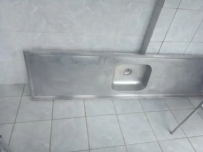 Pia de inox de 1,80 completa