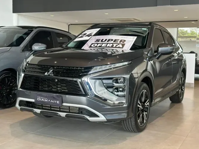 Mitsubishi Eclipse Cross HPE 1.5 Aut. 2024 - apenas 27 mil km rodados