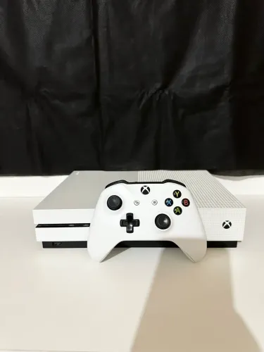 Xbox One s