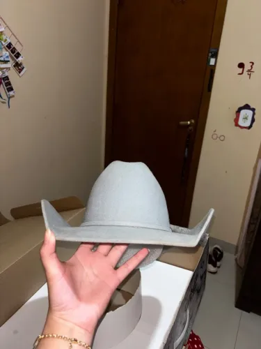 Chapéu cinza claro Edlorado