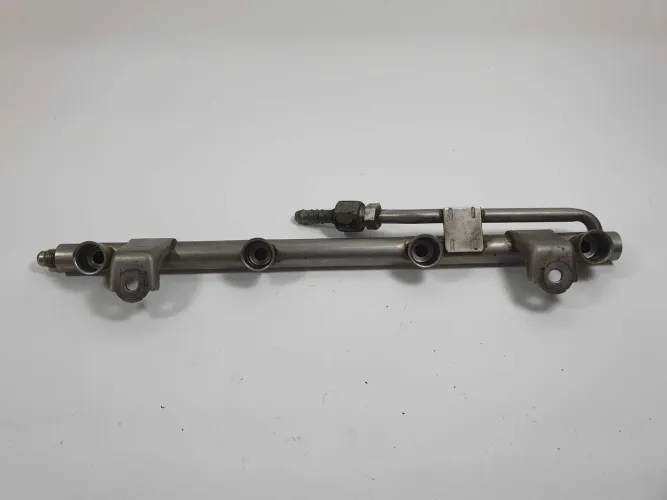 Flauta Dos Bicos Injetores Audi A4 1.8t B6 2003 06b133317n