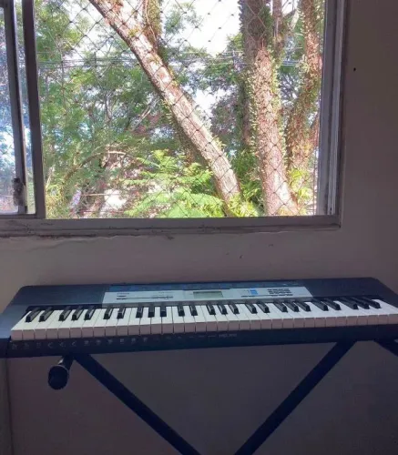 teclado eletrônico casio ctk 1550 + suporte + fonte + caixa original