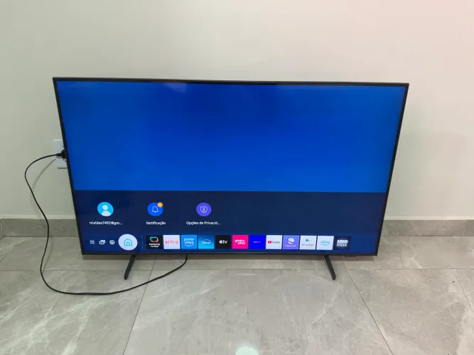 Vendo Smart TV Samsung Cristal UHD 50 polegadas 4k
