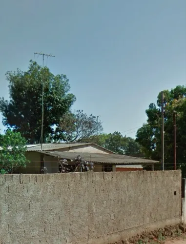 Alugo lote/chácara com casa terreno de 2000 m2