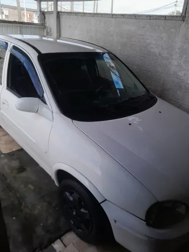 Chevrolet Corsa Sedan GLS 1.6 MPFI 4P 2001