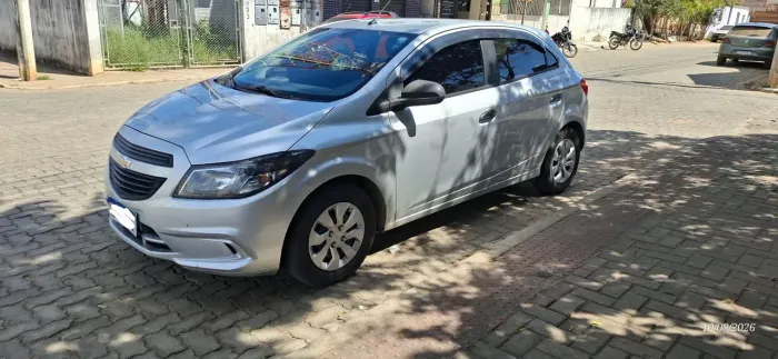 Chevrolet Onix JOY Hatch 1.0 8V Flex Mec. 4P 2019