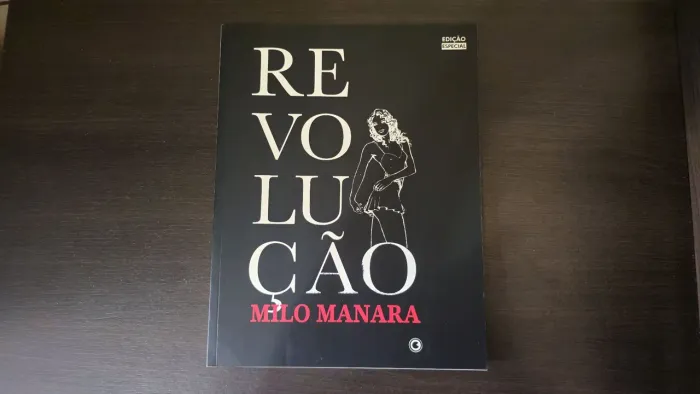 Revolução - Milo Manara - HQ Conrad