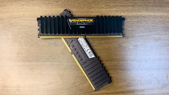 16GB (2X8GB) CORSAIR VENGEANCE 2666MHZ