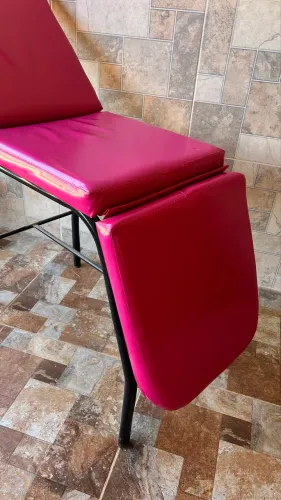 Vende - se maca para estética