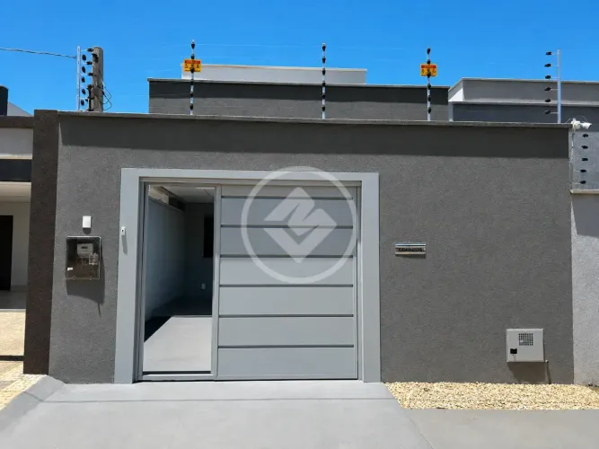 Vende-se Casa Nova com 3 Quartos, Suíte e Piscina na 1003 Sul Próxima à Toyota codigo: 36