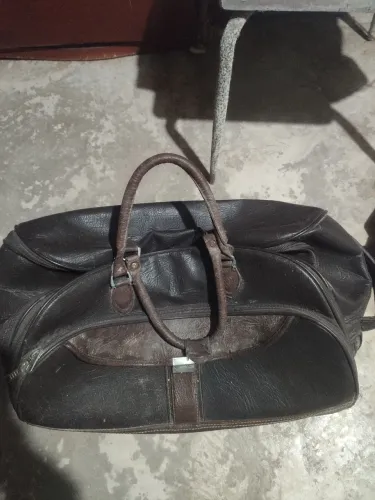 MALA para VIAGEM de COURO grande 