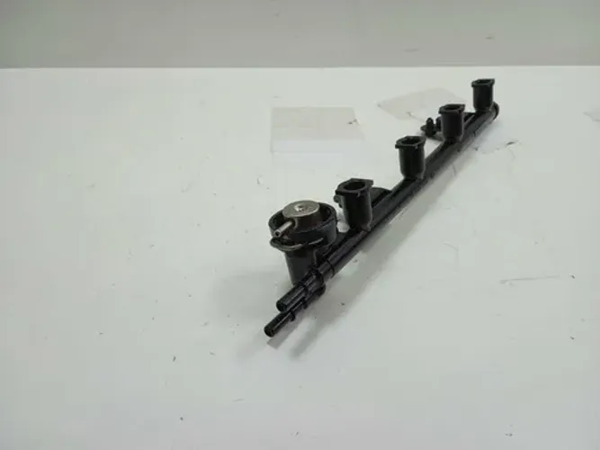 Flauta Bico Injetor Ford Fiesta 1.6 2002 2003 2004 2005 2006