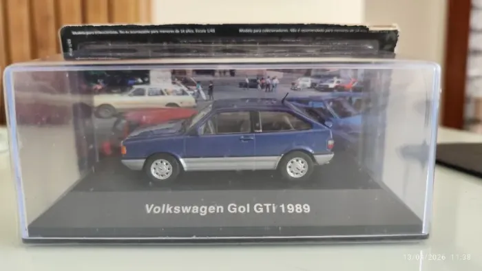 Vendo miniatura do Gol GTI