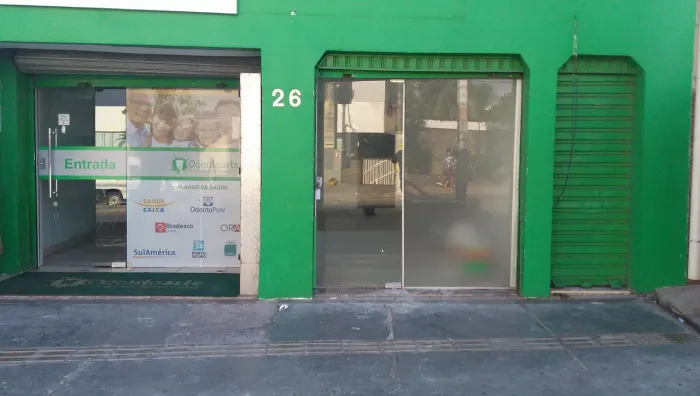 (50056) LOJA BEM LOCALIZADA DE FACIL ACESSO, FRENTE DE RUA. PRÓXIMO A BANCOS, PRAIA, SHOPP