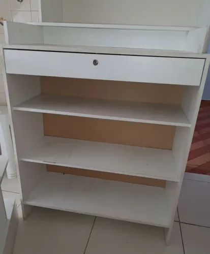 Armário Balcão Caixa com Gaveta (com dois furos para passar fios e cabos)