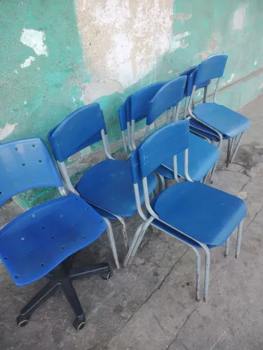 Cadeiras usadas