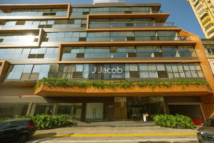 Alugo Apto com 2 suítes, 52 m² no Ed. In Boulevard - bairro Reduto