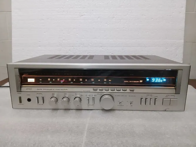 Receiver Sansui 4900 Z