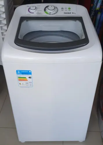 Máquina de lavar Semi-nova (estado de nova) pouco usada. Faço a entrega *