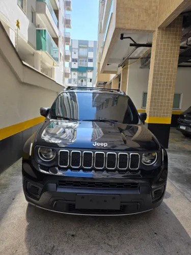Renegade Long T270 1.3 TB 4X2 Flex Aut. 2024 c/apenas 8400km
