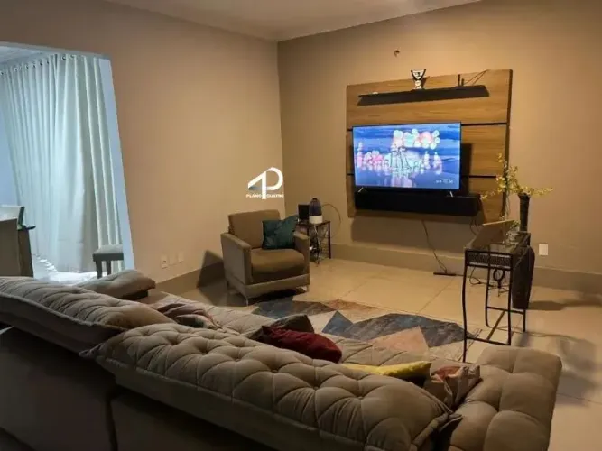 Casa com 3 quarto(s) no bairro Jardim Cuiabá em Cuiabá - MT