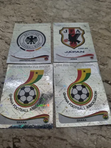 Figurinhas da copa 2014, escudo e brilhante.