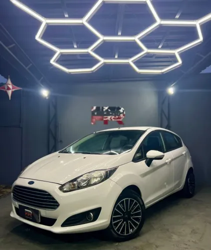 Ford Fiesta 1.5 16V Flex Mec. 5P 2014