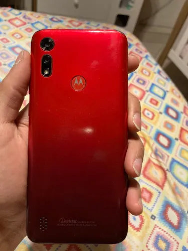 Motorola E6S 4G 64Gb 4Gb Vermelho
