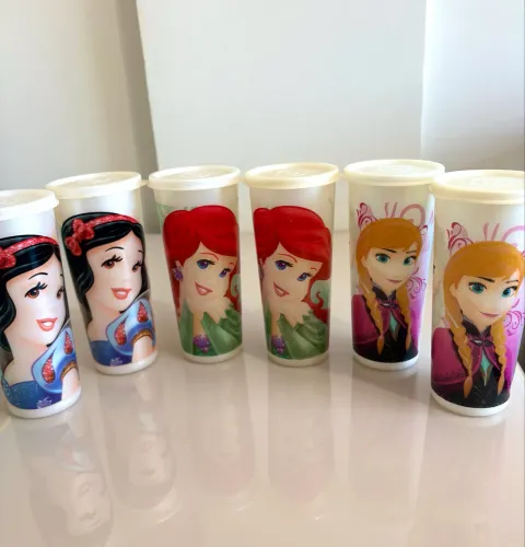 Kit Copos Com Tampa Princesas Disney Tupperware - Vendo avulso tb!