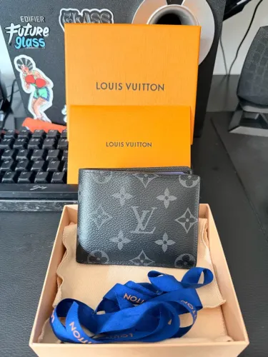 Carteira Louis Vuitton Original com NF e Caixa Original