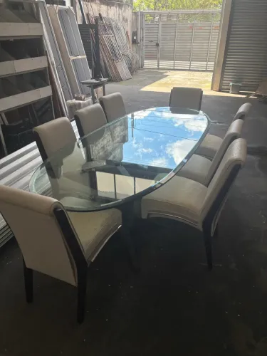 Mesa com cadeiras