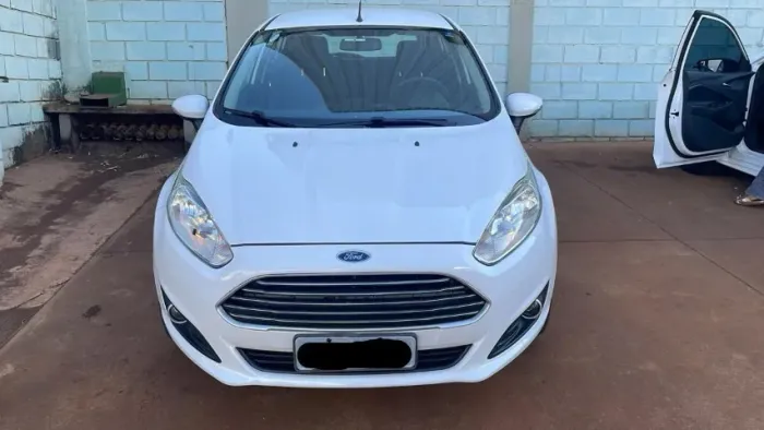 Ford Fiesta 1.6 16V Flex Aut. 5P 2014