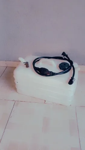 Tanque de combustível de 28 litros