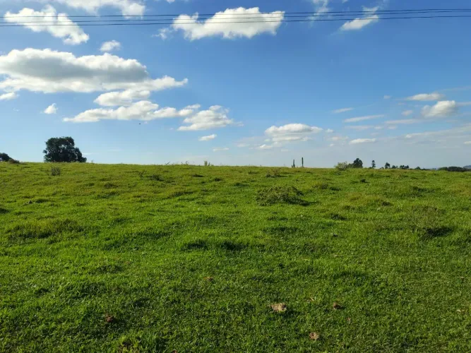 Imóvel para venda possui 48400 metros quadrados em Zona Rural - Porangaba - SP