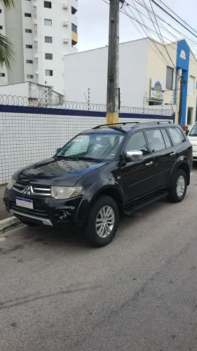 Mitsubishi Pajero Dakar HPE 3.2 4X4 T.I Dies 5P AUT 2015