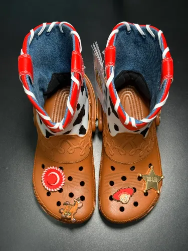 Crocs Toy Story Jessie Croot Classic Clog
