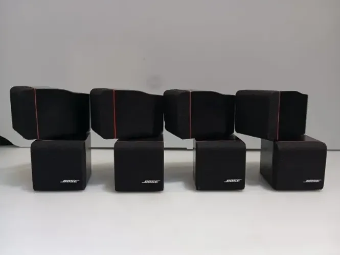 CAIXAS PASSIVAS MARCA : bose mod :REDLINE 4 UNIDADES pouco uso