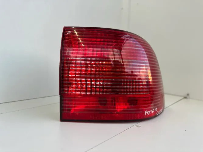 Lanterna Porsche Cayenne 2005 (LD)