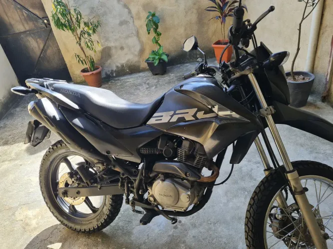 MOTO HONDA BROS 150 2010