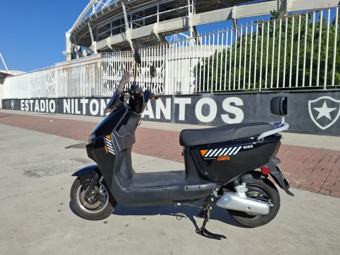 Scooter Elétrica GIGA 1000W | Sem Habilitação | 1.500 km | Garantia + 2 Capacetes