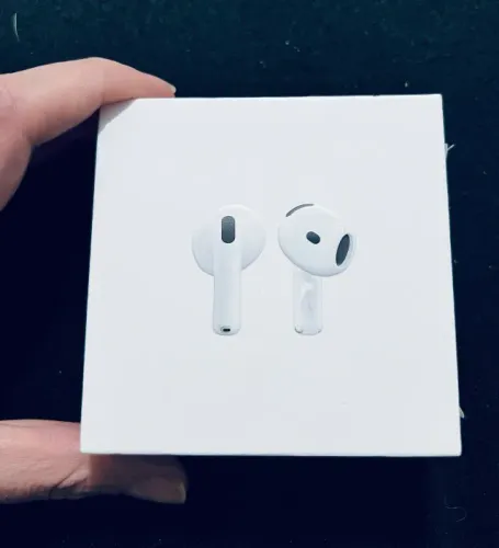 AirPods 4