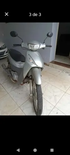 Vendo ou troco por moto automática Honda biz 125 partida eletrica