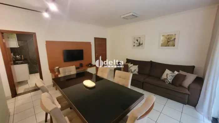 Apartamento com 3 quartos sendo 1 suíte disponível para locação no bairro Brasil em Uberlâ