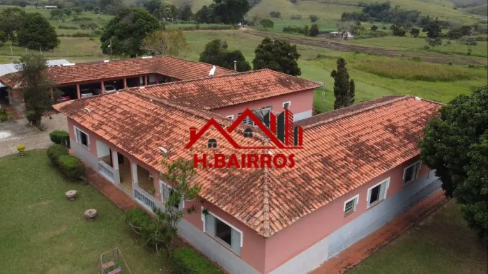 Chácara à Venda em Piquete/SP 20.557 m²