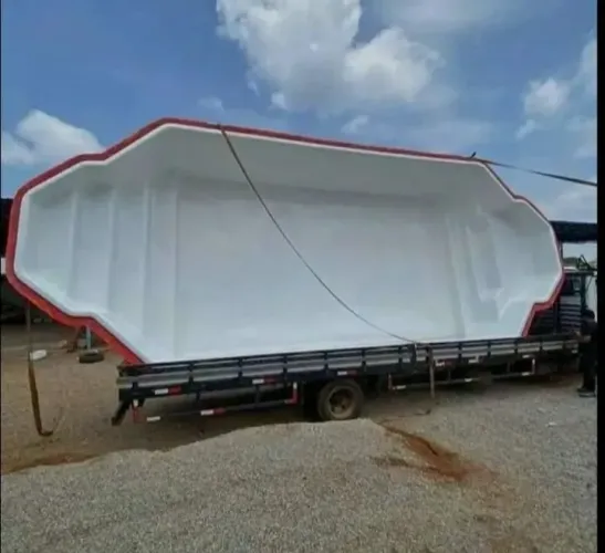 Piscina nova de 10 metros ?