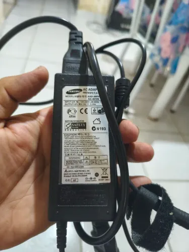 Carregador Original Notebook Samsung
