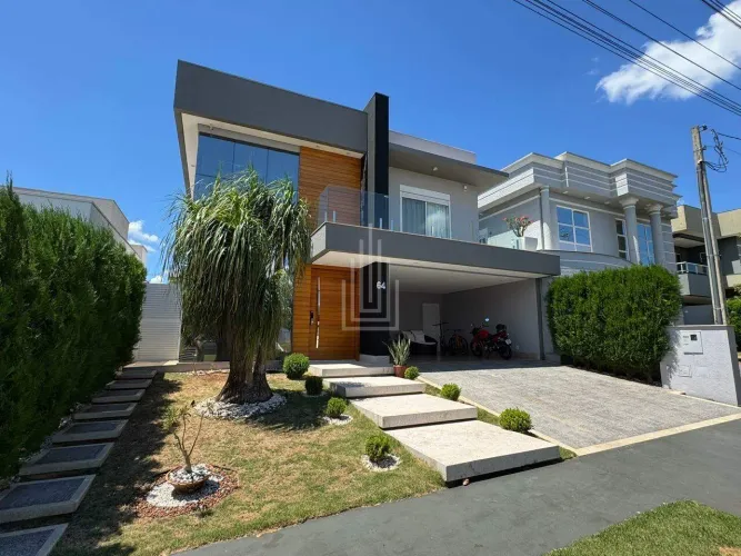 Casa totalmente mobiliado e decorado com 4 suítes à venda em Foz do Iguaçu