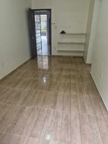 PARQUE DOS RIOS IV, VENDO /ALUGO, 2 QUARTOS, TÉRREO, PISCINA, QUADRA, FINANCIA