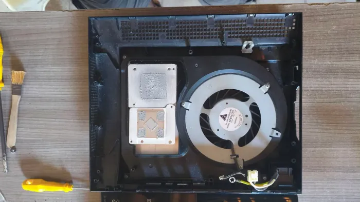 Carcaça PS3 fat + Cooler + Dissipadores